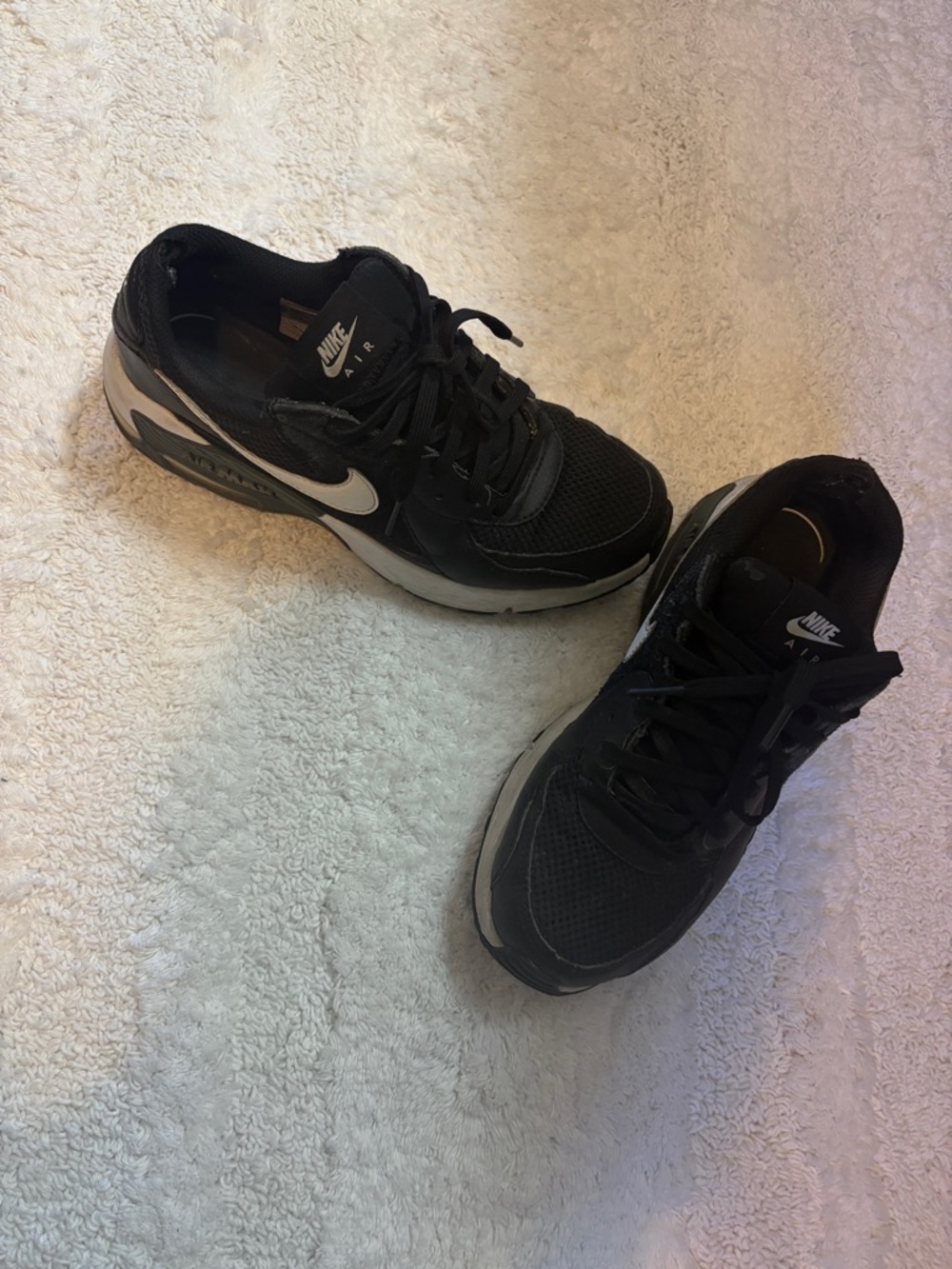 Nike Black and White Air Mesh Running Sneakers